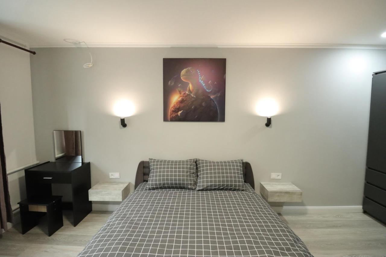 Cosmos Apartamento Ternopil Exterior foto